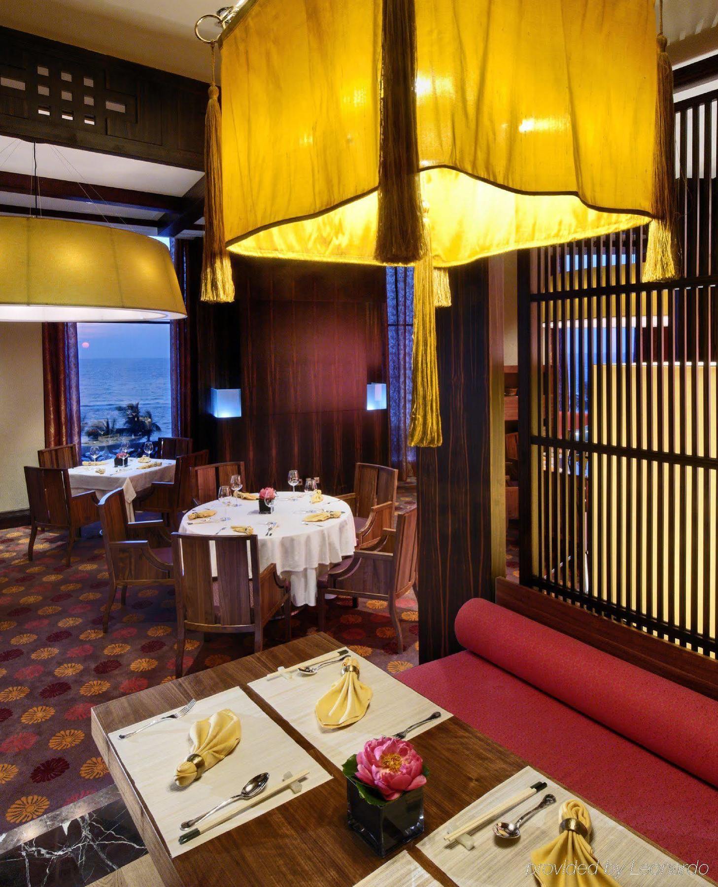 Rosewood Jeddah Hotel Restaurant photo